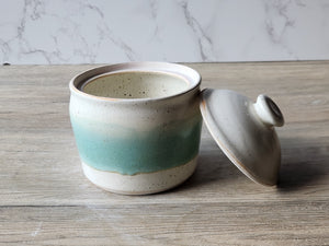 Food-safe ceramic jar with glossy interior – functional and decorative