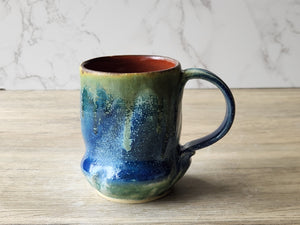 Red-brown interior pottery mug – rustic stoneware 350ml