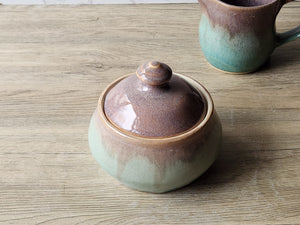Stoneware ceramic jar for spices, keepsakes, or tea leaves, handmade in Melbourne by Buxton Pottery