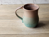 Rustic pottery mug 450–500ml with brown glaze flowing into green