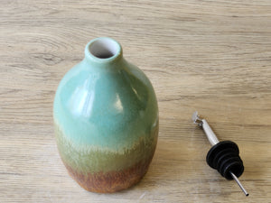 Ceramic kitchen oil bottle – handmade and food-safe