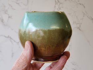 Food-safe handmade ceramic teacup 300ml