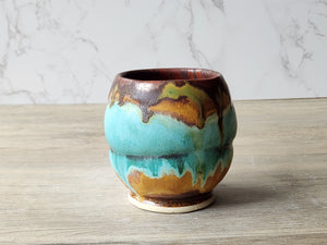 Wheel-thrown ceramic yunomi cup handmade in Melbourne
