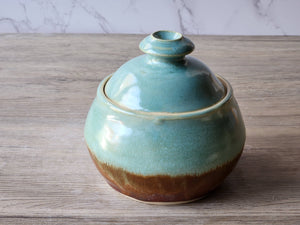 Handmade ceramic sugar bowl with lid – green and brown glaze