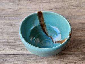 Medium ceramic dinnerware bowl handmade in Melbourne