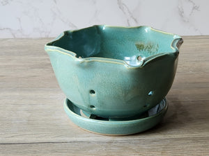 Handmade Pottery Berry Bowl with Saucer | Ceramics Melbourne