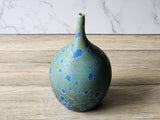 Elegant Australian ceramic gift piece