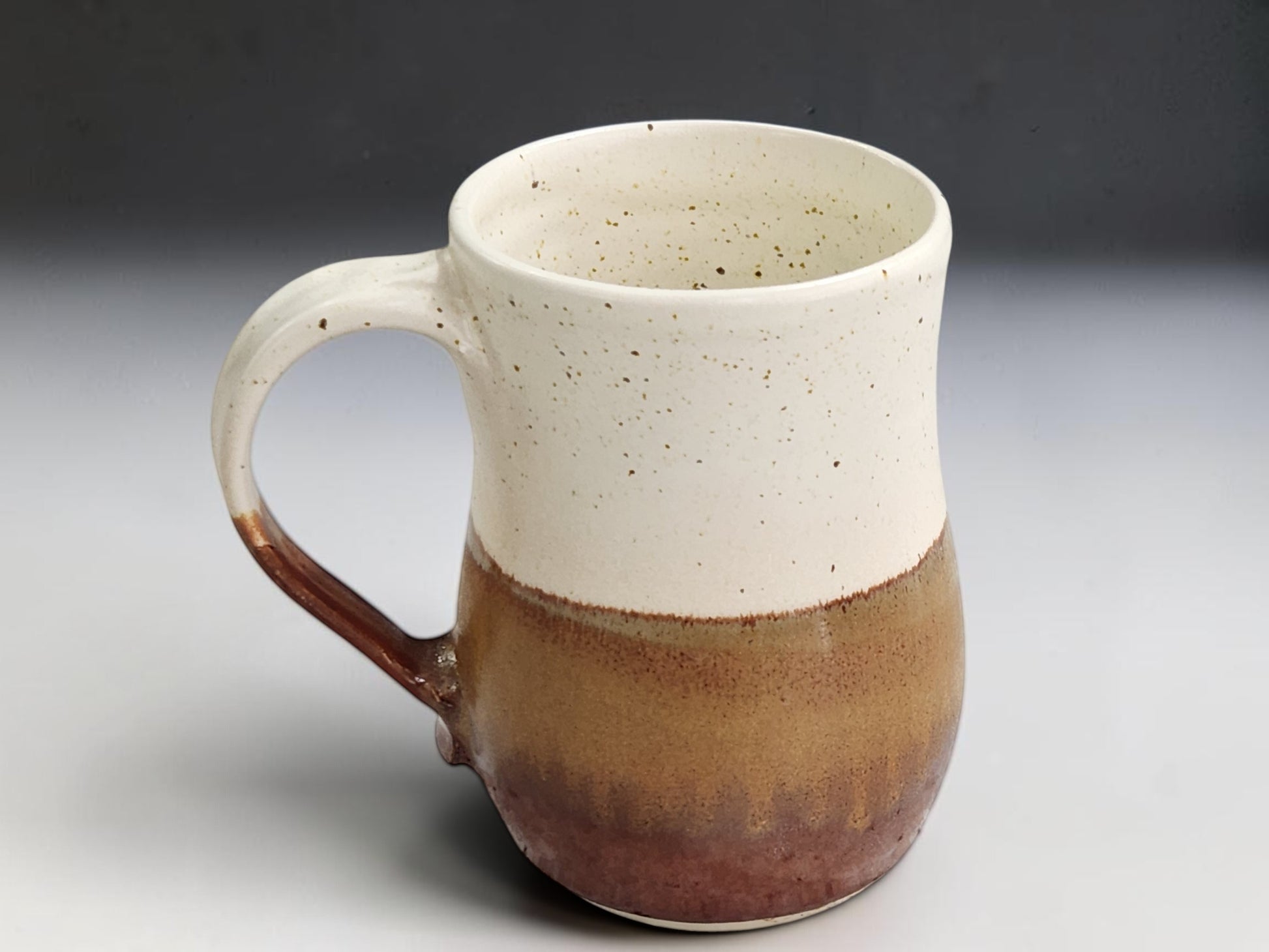 Handmade 500ml pottery mug by Buxton Pottery Melbourne