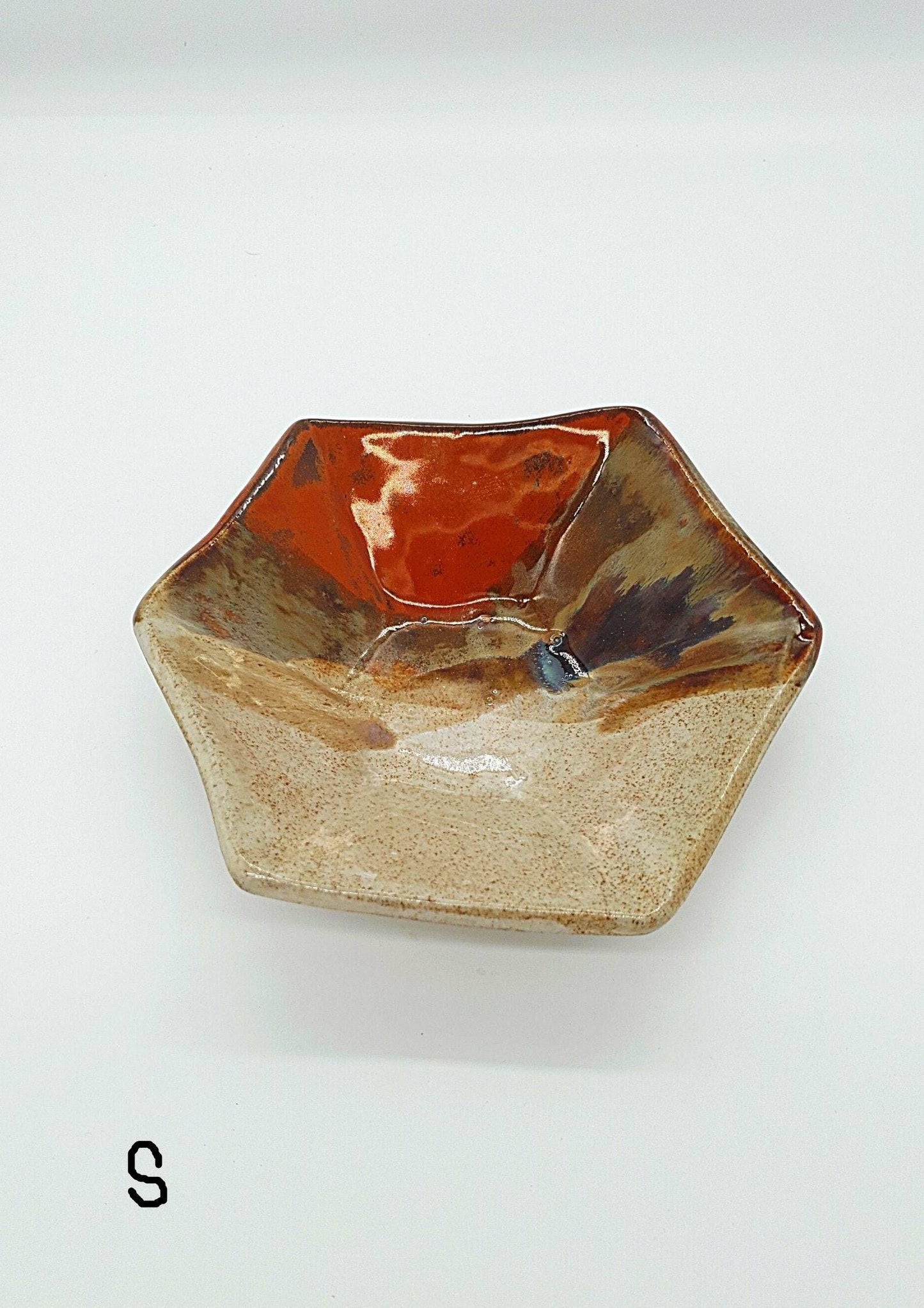 Food-safe stoneware serving bowl – hexagon design