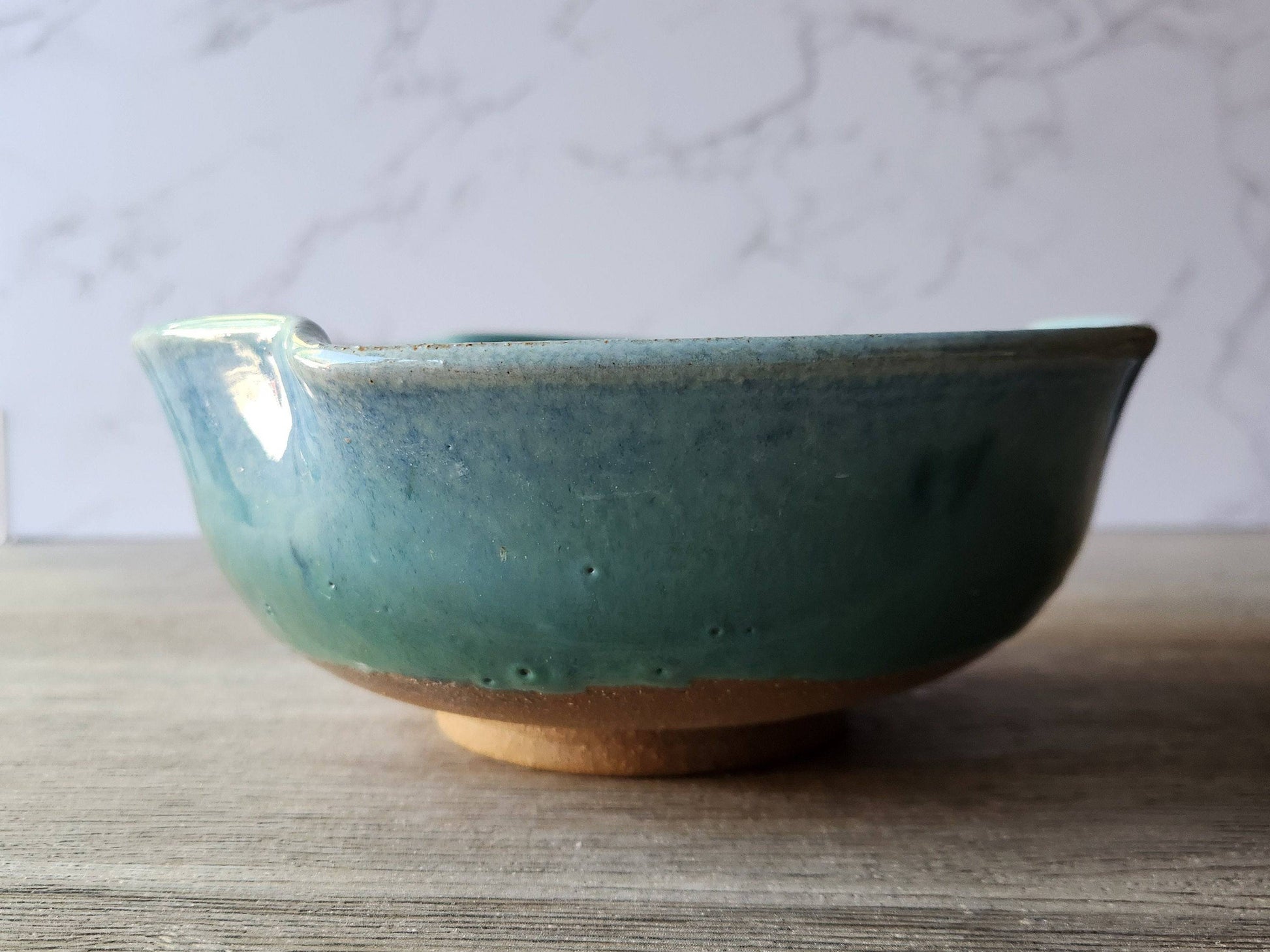 Rustic ceramic serving dish – handmade pottery bowl