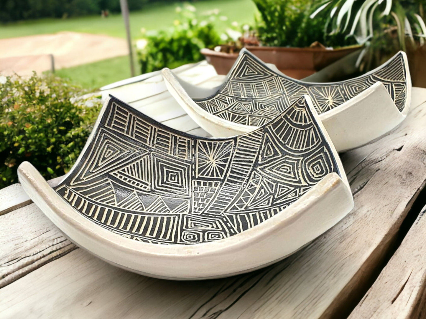 Large handmade ceramic platter with black and white carved stoneware design – Buxton Pottery