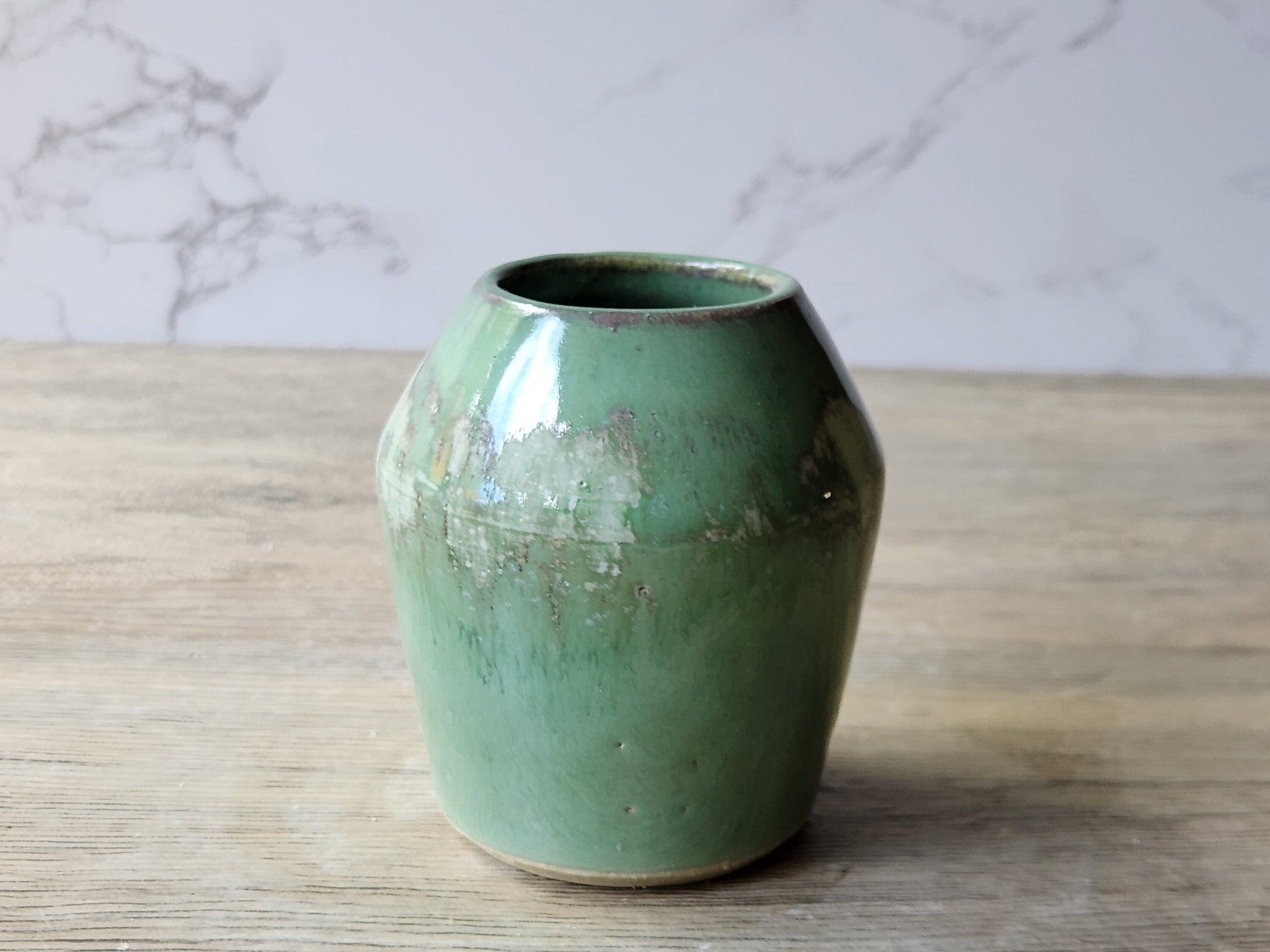 Ceramic bud Vase - Handmade small pottery vase- Stoneware vase made in Australia - Mother of pearl finish