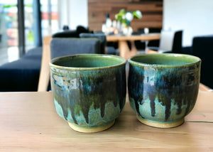 Handmade pottery cup – Japanese yunomi tea cup in spearmint drip glaze