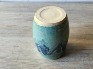 Handmade pottery vase - Ceramic tumbler - Handmade vase made in Australia - Flower display - pen,pencil or paintbrush holder