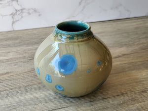 Handmade pottery vase -Blue and beige Crystalline glaze ornamental bud vase - A Unique gift for her - Ceramic handmade but vase