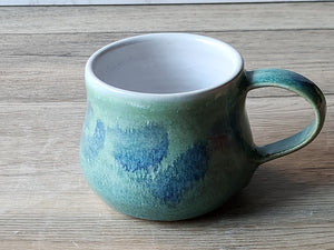 Handmade pottery mug, Ceramic mug made in Australia, coffee lovers mug, large coffee cup, 350ml cup, large teacup