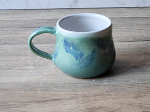 Handmade pottery mug, Ceramic mug made in Australia, coffee lovers mug, large coffee cup, 350ml cup, large teacup