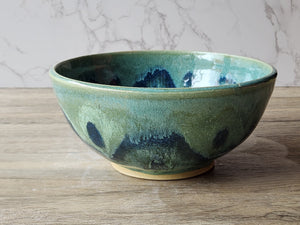 Handmade pottery serving bowl- Green-blue Ceramic Salad bowl - Medium size Fruit bowl - Unique display bowl