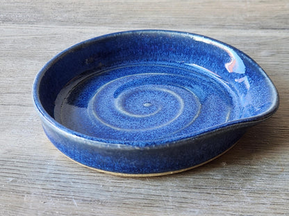 Australian handmade ceramic spoon rest – food-safe stoneware from Buxton Pottery in Melbourne
