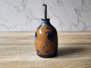 Hand made Pottery Oil Bottle - Ceramic Olive oil pourer - Oil dispenser made in Australia - vinegar bottle - unique gift - 450ml bottle