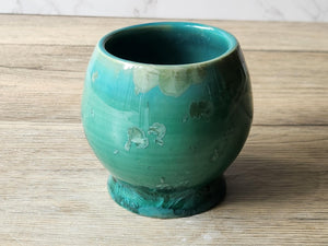 Handmade Japanese-style tea cup - whisky cup - Ceramic yunomi with crystalline glaze -Guinomi - Pottery mug - 200 ml pottery tumbler