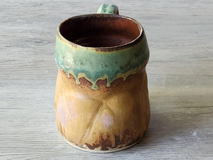 Handmade Pottery Mug, Ceramic 400ml mug, Large coffee mug, unique gift, red/brown/green large Mug, Unique coffee cup