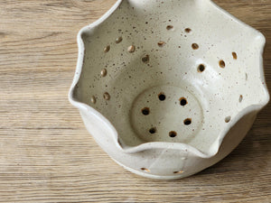 Handmade pottery cream speckle glazed berry bowl - Ceramic colander with saucer - kitchen gift