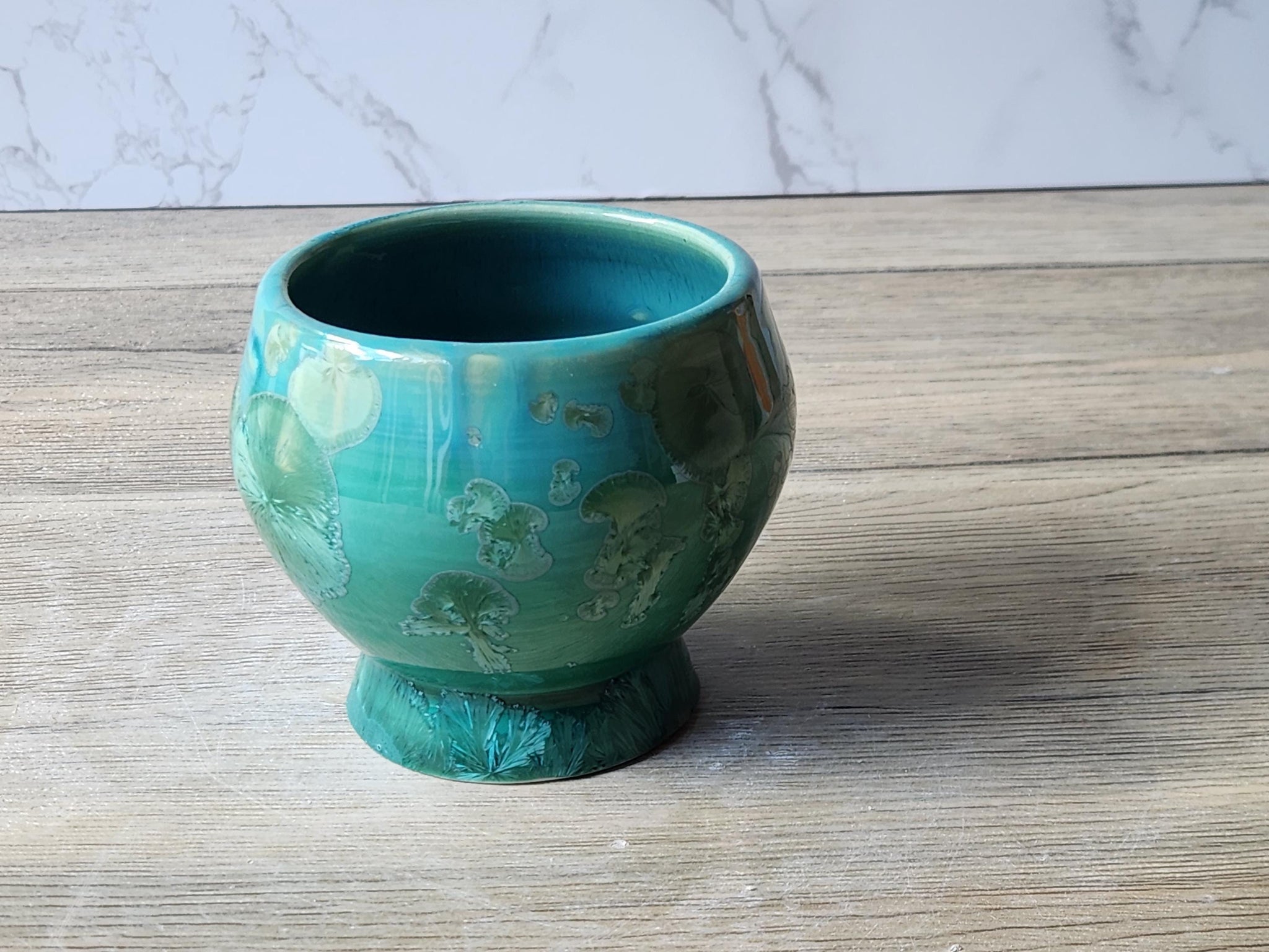 Handmade Japanese-style tea cup - whisky cup - Ceramic yunomi with crystalline glaze -Guinomi - Pottery mug - 200 ml pottery tumbler