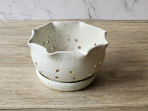 Handmade pottery cream speckle glazed berry bowl - Ceramic colander with saucer - kitchen gift