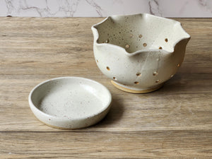 Handmade pottery cream speckle glazed berry bowl - Ceramic colander with saucer - kitchen gift