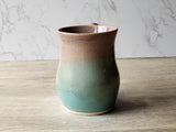 Rustic pottery mug 450–500ml with brown glaze flowing into green