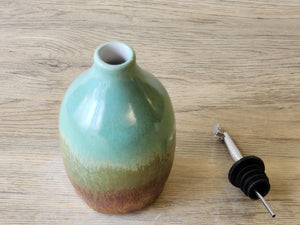 Ceramic kitchen oil bottle – handmade and food-safe