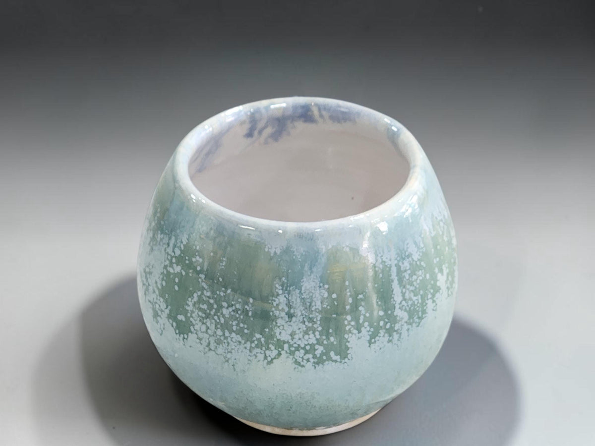 Small Japanese-inspired tea cup, 7cm high and 8cm wide