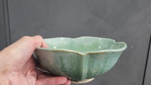 Handmade Spearmint Green Serving Bowl – 21 cm