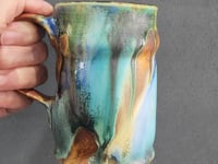 Bush Creek Handmade Pottery Mug – Red Brown Interior – 350ml