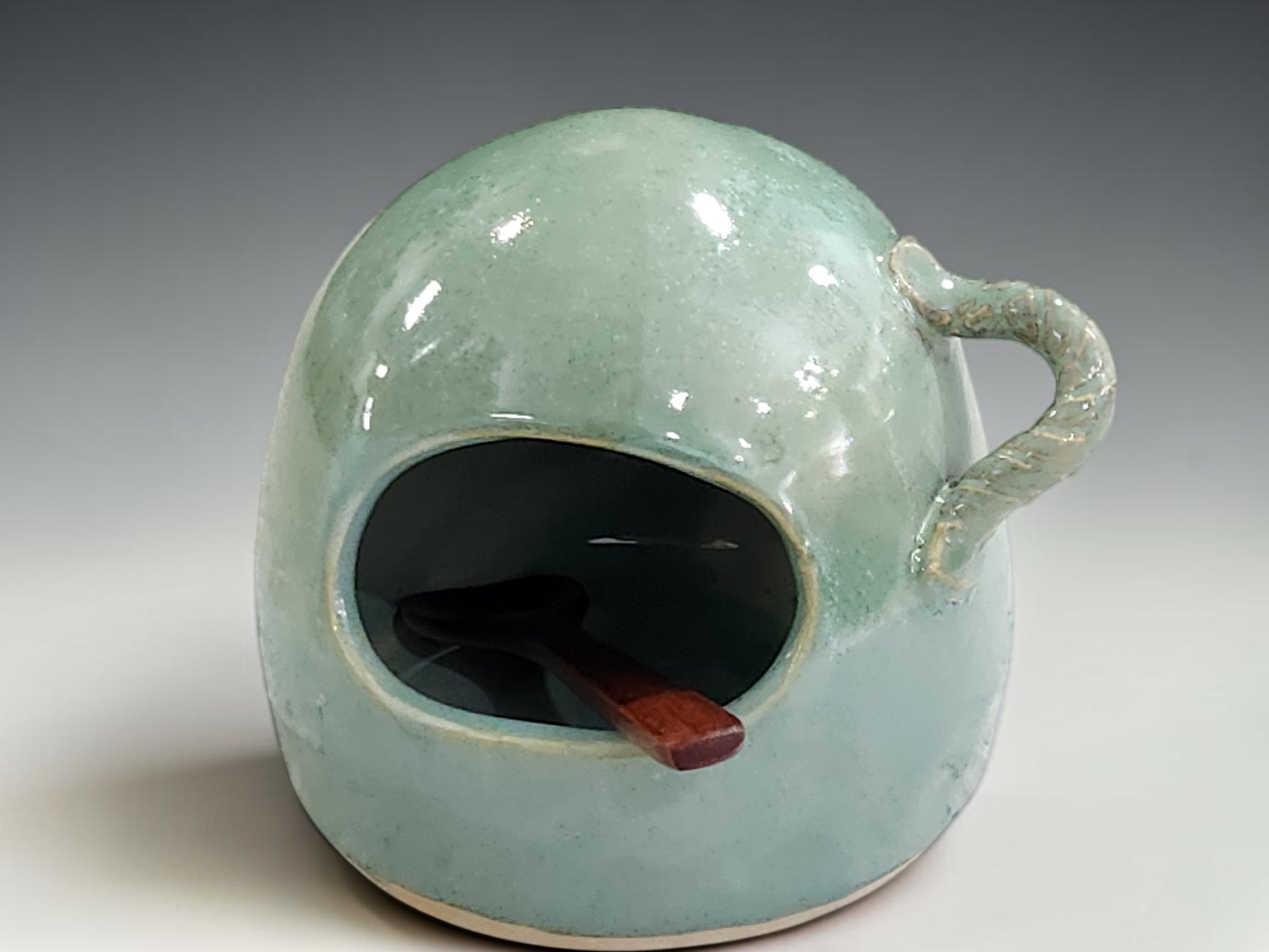 Ceramic salt pig handmade in Melbourne with food-safe glaze and natural handmade variation