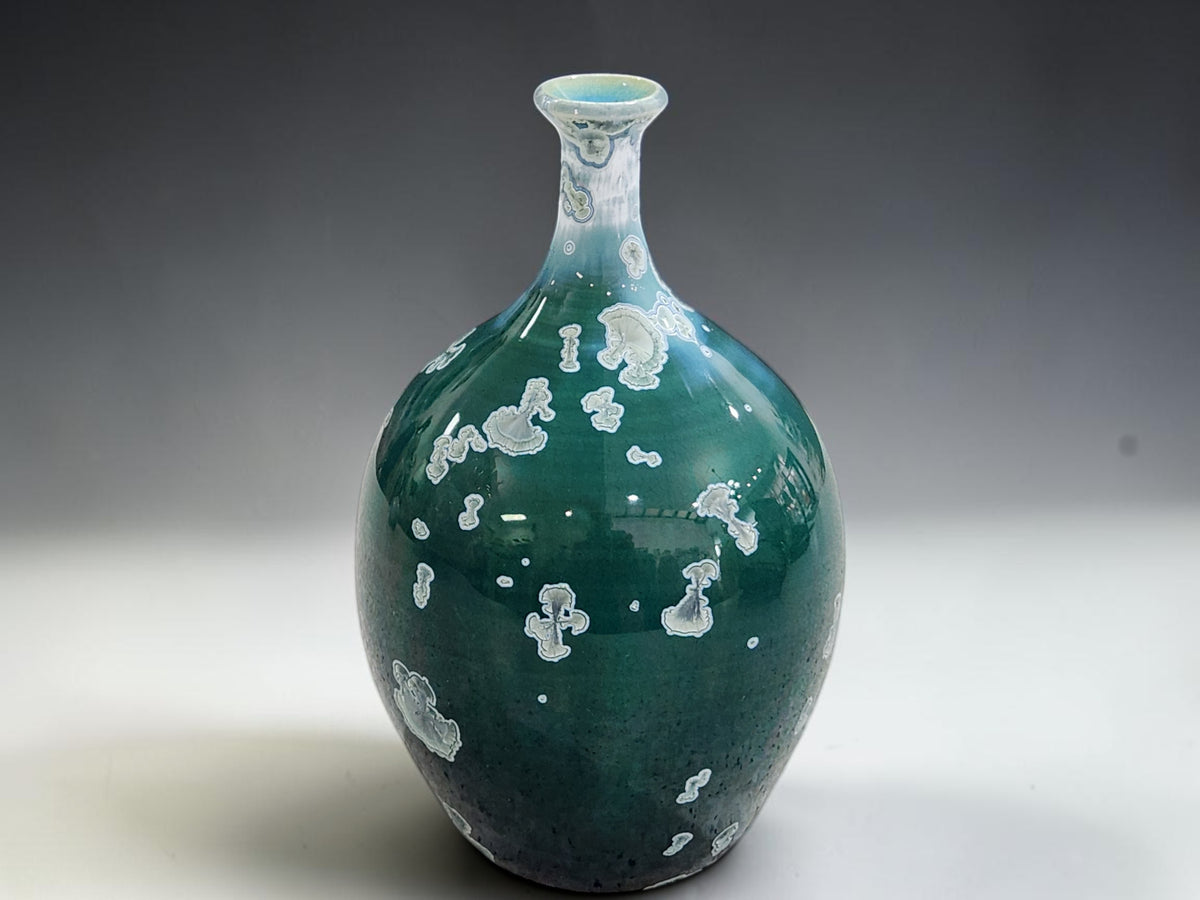 Full-length view of the 19.5 cm crystalline-glazed decorative vase handmade in Melbourne, Australia.