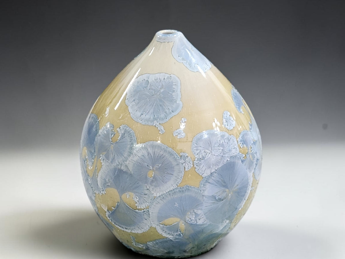 Full view of the 11 cm crystalline-glazed pot handmade by Buxton Pottery in Melbourne, Australia.
